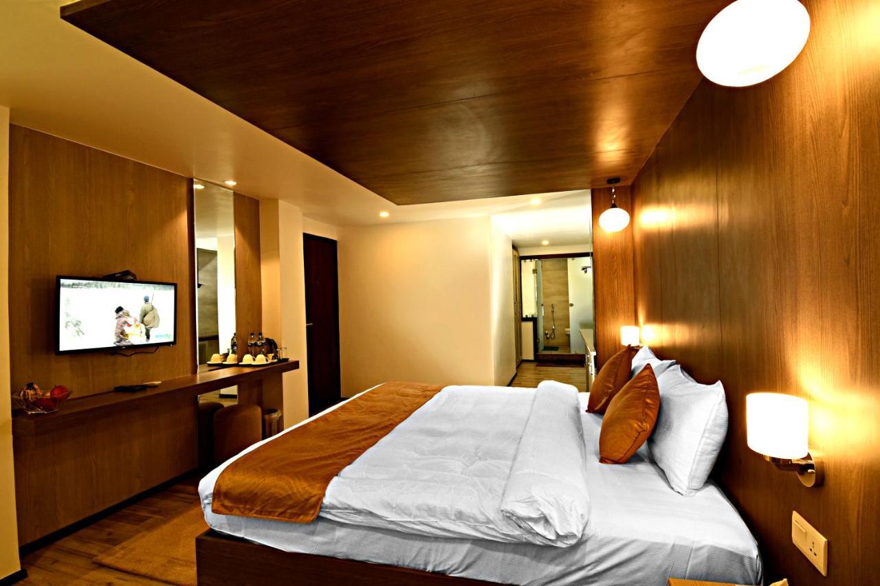 קטמנדו The Milestone Hotel מראה חיצוני תמונה