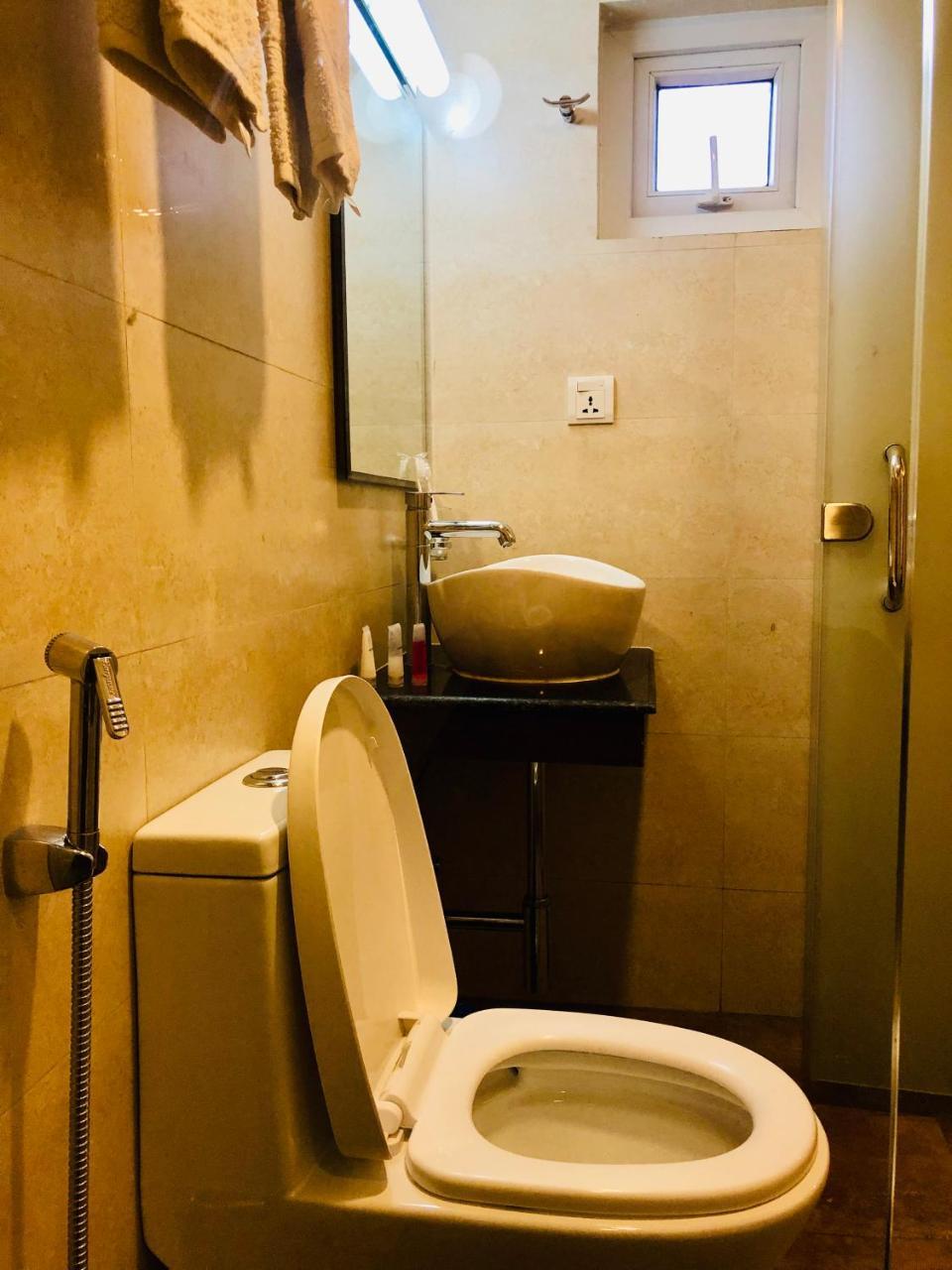קטמנדו The Milestone Hotel מראה חיצוני תמונה