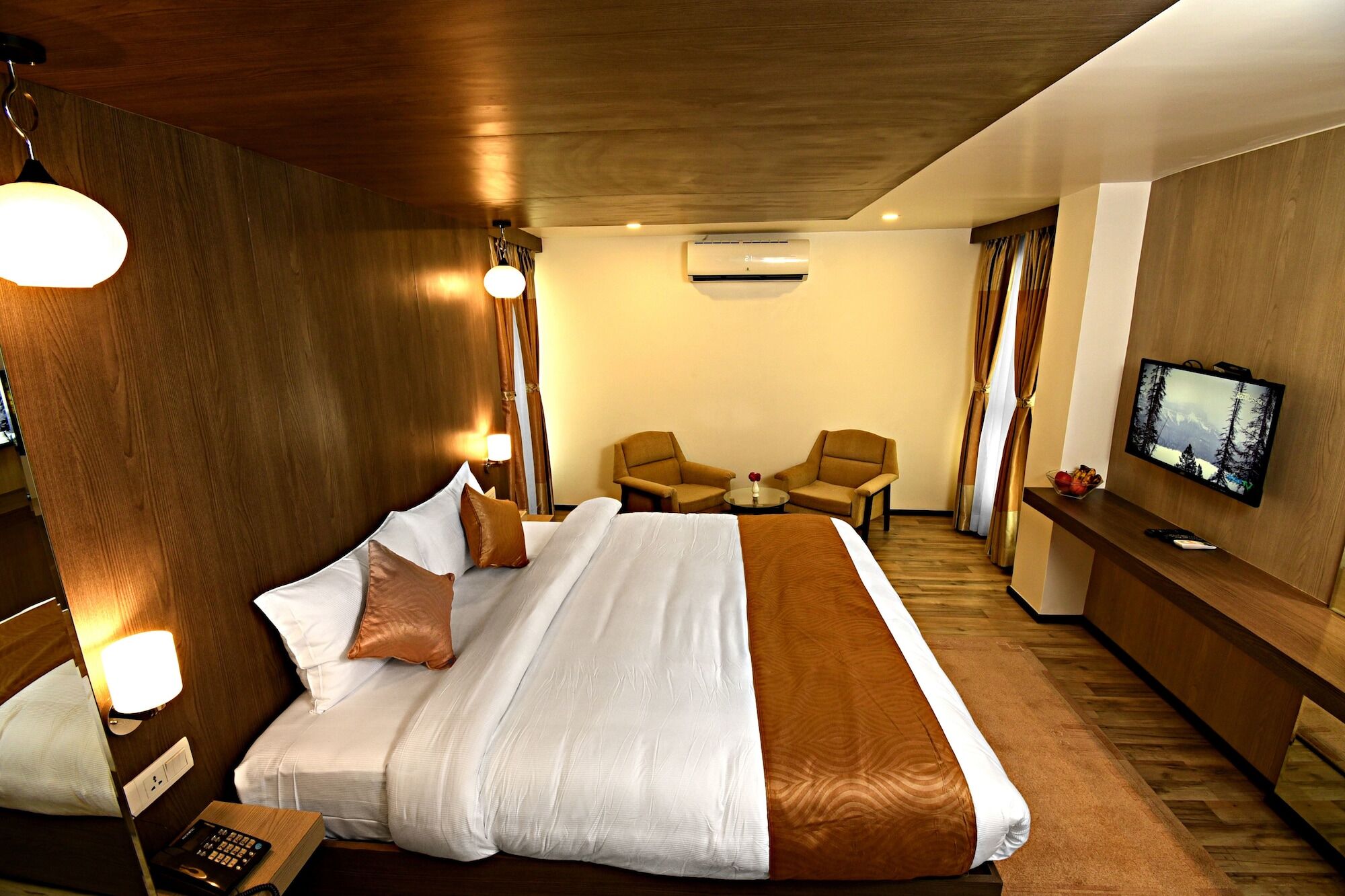 קטמנדו The Milestone Hotel מראה חיצוני תמונה